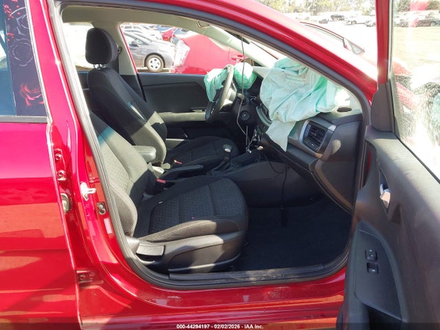 2020 Kia Rio S მანქანა იყიდება აუქციონზე, vin: 3KPA24AD2LE354900, აუქციონის ნომერი: 44294197