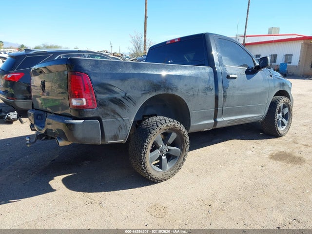 3C6JR6AT7EG303633 RAM 1500 Express