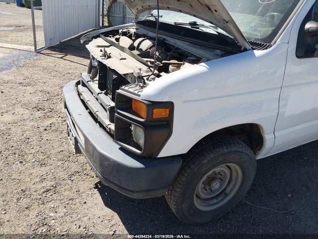 Ford E-250 Commercial 2014 1FTNE2EW8EDA84438 Image 17