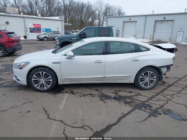 2017 Buick Lacrosse Essence მანქანა იყიდება აუქციონზე, vin: 1G4ZP5SS0HU158238, აუქციონის ნომერი: 44294244