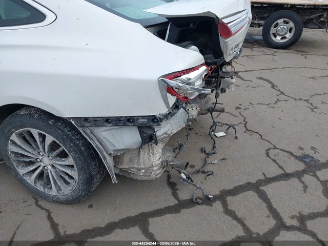 2017 Buick Lacrosse Essence მანქანა იყიდება აუქციონზე, vin: 1G4ZP5SS0HU158238, აუქციონის ნომერი: 44294244