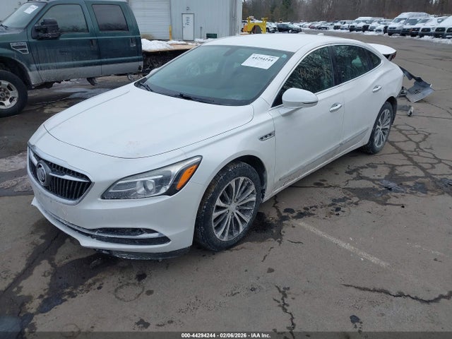 2017 Buick Lacrosse Essence მანქანა იყიდება აუქციონზე, vin: 1G4ZP5SS0HU158238, აუქციონის ნომერი: 44294244