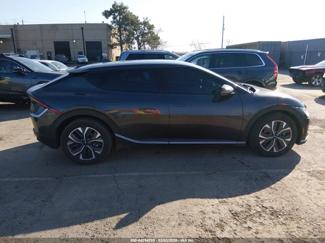 KNDC34LB0P5611197 KIA EV6 LIGHT