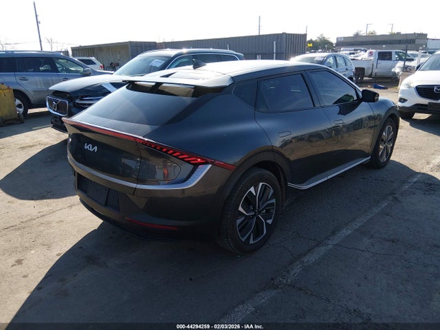 KNDC34LB0P5611197 KIA EV6 LIGHT