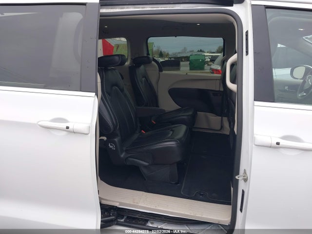 2C4RC1BG3PR564028 Chrysler Pacifica Touring L
