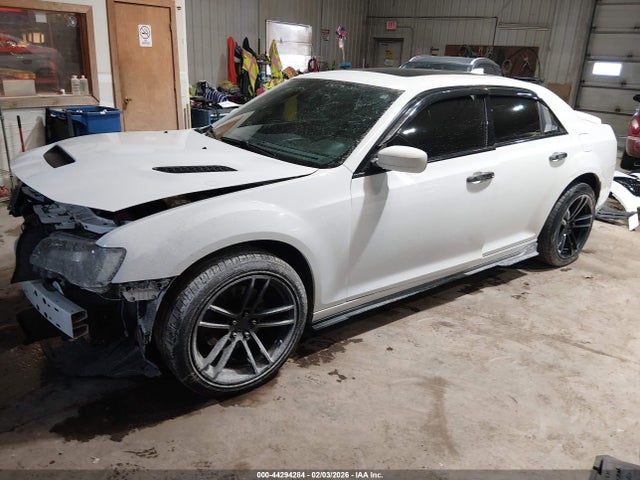 Aukcja sprzedaży 2015 Chrysler 300 300s, vin: 2C3CCAGGXFH900328, numer aukcji: 44294284
