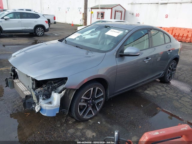 2017 VOLVO S60 YV126MFL8H2437156 Photo 1