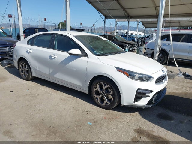 3KPF24AD2ME342270 KIA Forte Lxs