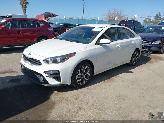 3KPF24AD2ME342270 KIA Forte Lxs