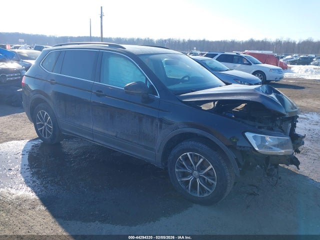 Продажа на аукционе авто 2019 Volkswagen Tiguan 2.0t Se/2.0t Sel/2.0t Sel R-line/2.0t Sel R-line Black, vin: 3VV2B7AXXKM191242, номер лота: 44294320