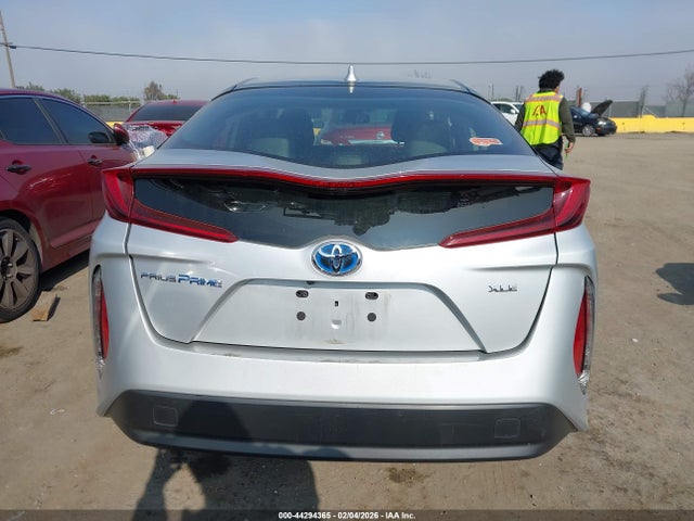 JTDKARFP6L3146081 Toyota Prius Prime Xle