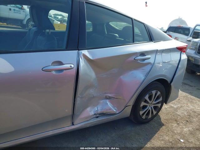 2020 TOYOTA PRIUS PRIME JTDKARFP6L3146081 Photo 5