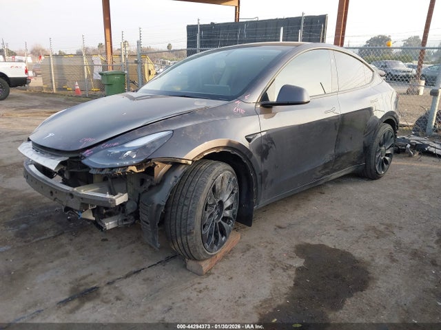 7SAYGDEF0RF073700 Tesla Model Y Performance Dual Motor All-wheel Drive