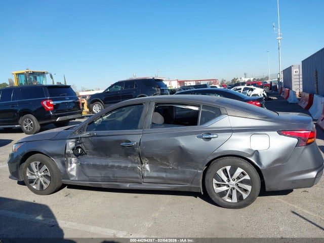 1N4BL4BV0KC228121 Nissan Altima 2.5 S