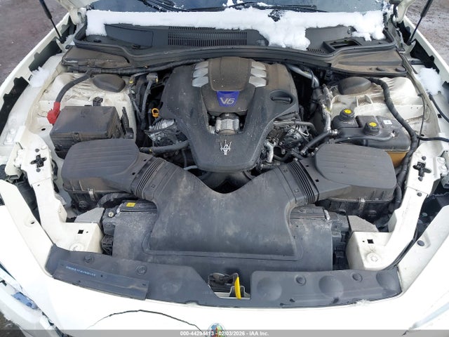 2019 Maserati Ghibli S Q4 Granlusso მანქანა იყიდება აუქციონზე, vin: ZAM57YTL7K1317790, აუქციონის ნომერი: 44294413