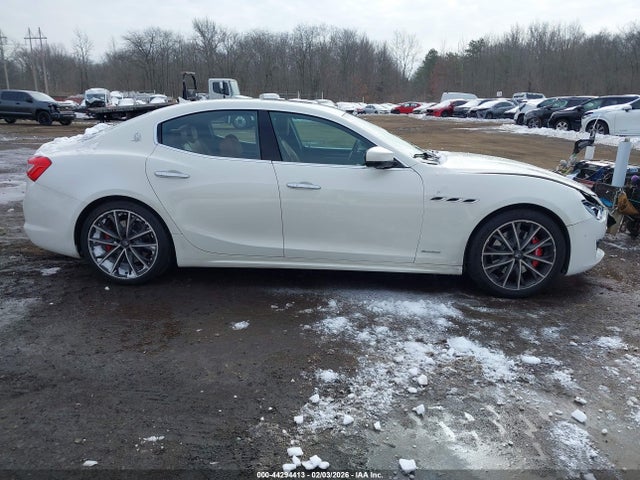 2019 Maserati Ghibli S Q4 Granlusso მანქანა იყიდება აუქციონზე, vin: ZAM57YTL7K1317790, აუქციონის ნომერი: 44294413