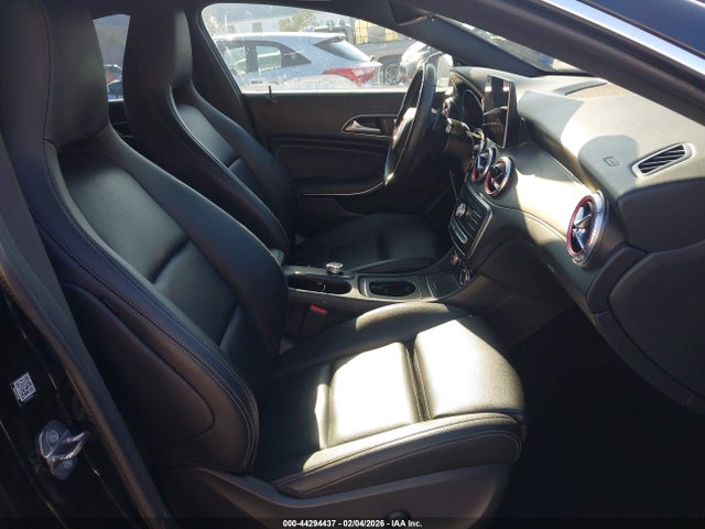 Mercedes-Benz CLA 250 2018 WDDSJ4EB9JN694866 Image 5
