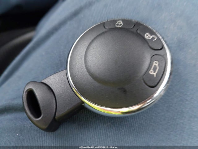 2008 MINI COOPER WMWMF33538TT62095 Photo 10