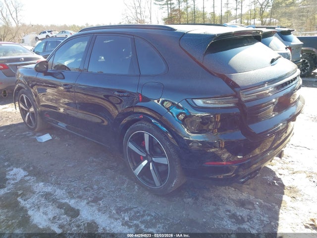 2025 PORSCHE CAYENNE E-HYBRID WP1AM2AY5SDA27536 Photo 2