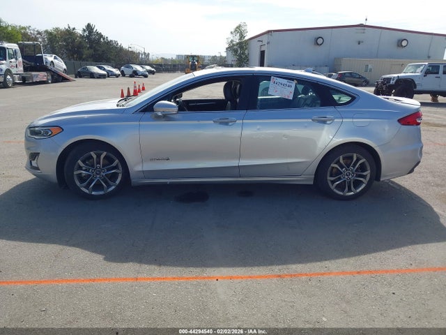 Продаж на аукціоні авто 2019 Ford Fusion Hybrid Titanium, vin: 3FA6P0RU8KR185449, номер лоту: 44294540