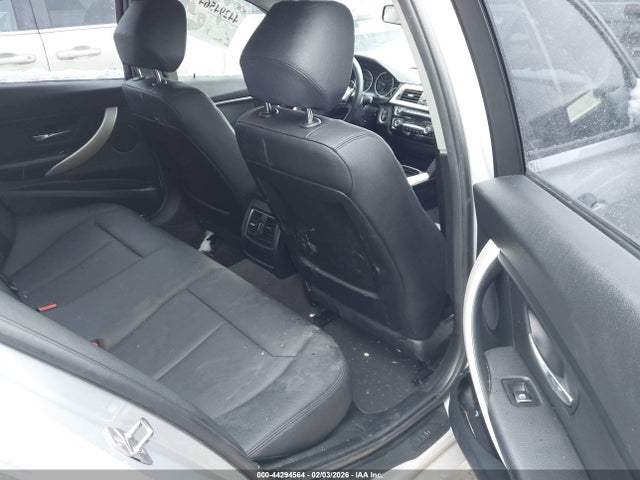 2016 BMW 320I WBA8A9C5XGK616604 Photo 7