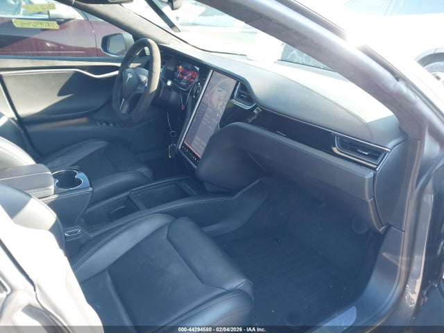 Продаж на аукціоні авто 2018 Tesla Model S 100d/75d/p100d, vin: 5YJSA1E25JF258717, номер лоту: 44294580