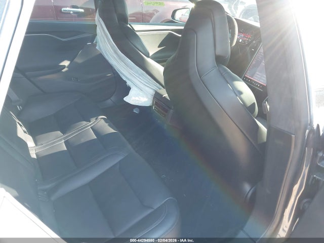 Продаж на аукціоні авто 2018 Tesla Model S 100d/75d/p100d, vin: 5YJSA1E25JF258717, номер лоту: 44294580