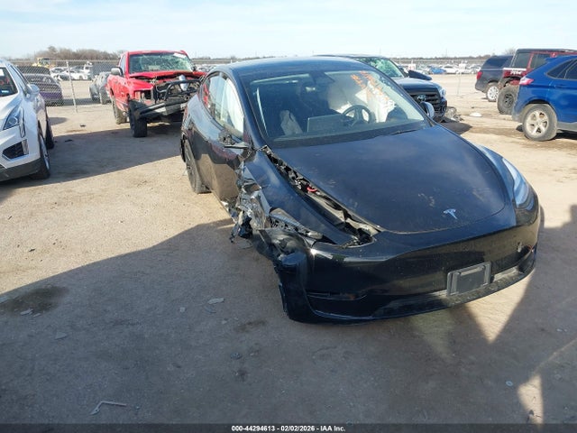 2023 TESLA MODEL Y 7SAYGDEE6PA073511 Photo 0