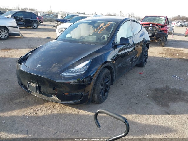 2023 TESLA MODEL Y 7SAYGDEE6PA073511 Photo 1