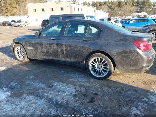 2015 BMW 750I WBAYB6C58FD966196 Photo 2