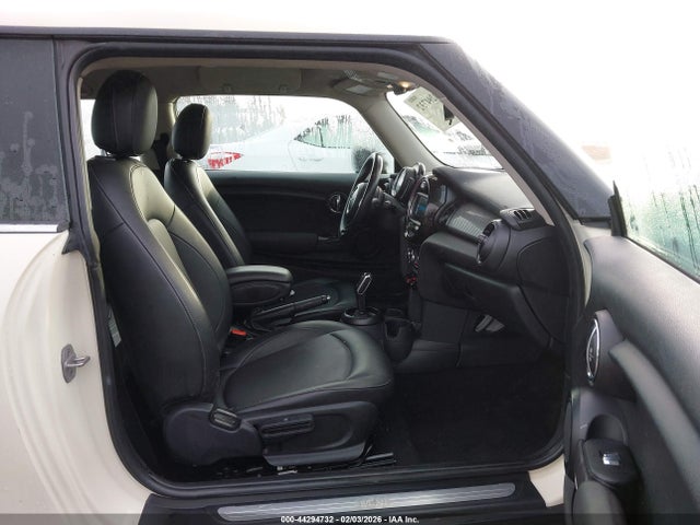 WMWXR3C07M2N81912 Mini Hardtop Cooper