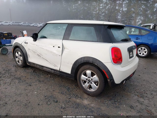 2021 MINI HARDTOP WMWXR3C07M2N81912 Photo 2