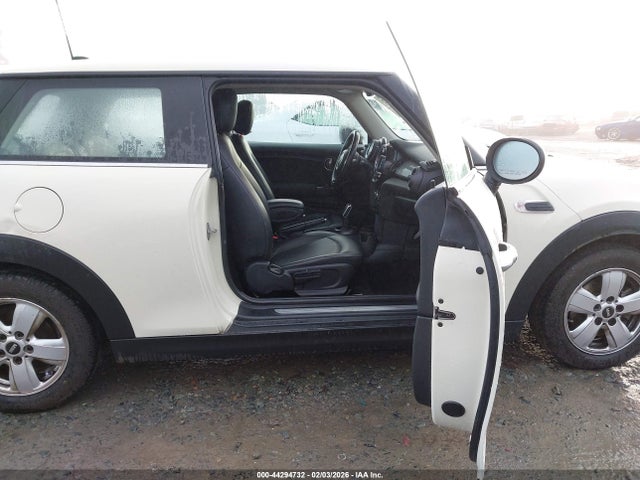 2021 MINI HARDTOP WMWXR3C07M2N81912 Photo 4