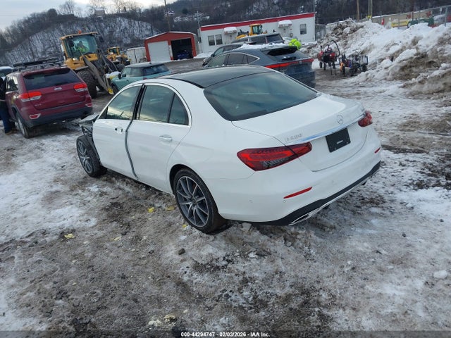 2023 MERCEDES-BENZ E 350 W1KZF8EB3PB189603 Photo 2