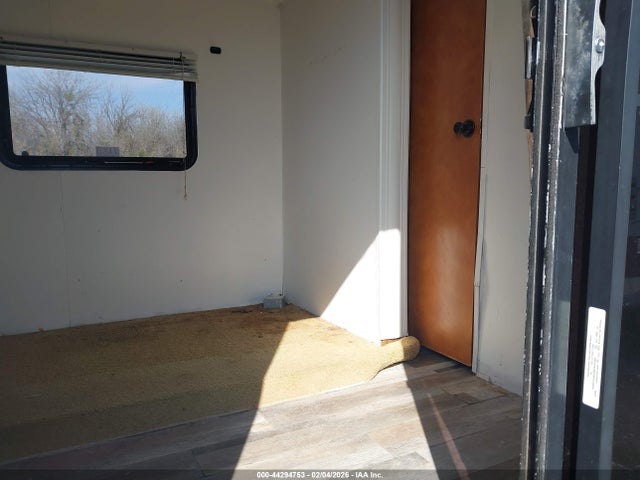 1NL1GTT26E1112991 Other Other