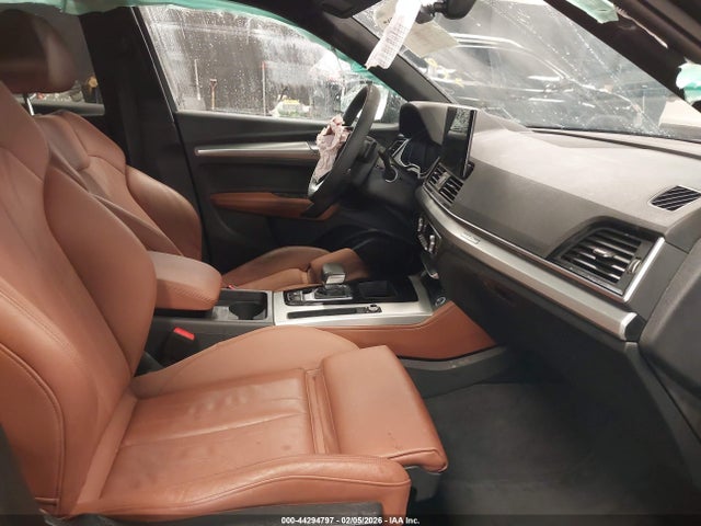 2024 AUDI Q5 WA1EAAFYXR2055766 Photo 4