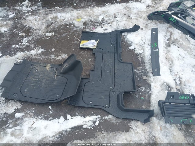 Продаж на аукціоні авто 2025 Gmc Hummer Ev Suv 3x E4wd, vin: 1GKB0RDC9SU102298, номер лоту: 44294829