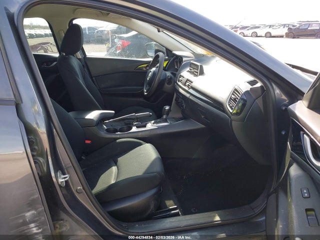 JM1BM1U71E1167768 Mazda Mazda3 I Sport