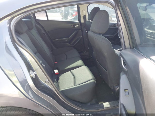 JM1BM1U71E1167768 Mazda Mazda3 I Sport
