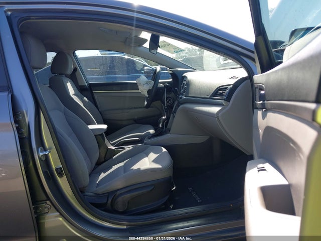Hyundai ELANTRA SE 2018 5NPD74LFXJH334237 Image 5