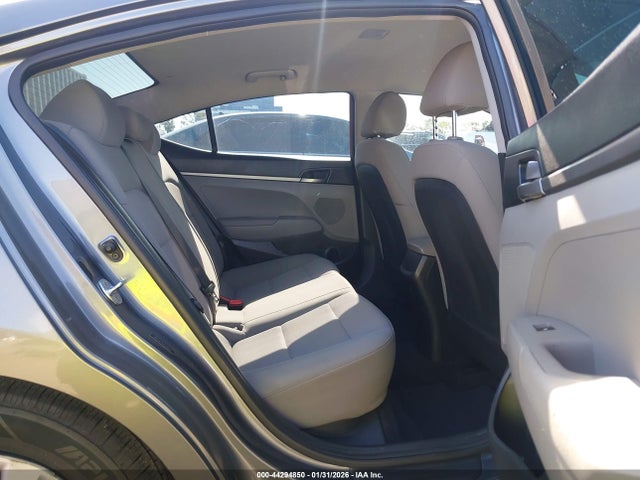 Hyundai ELANTRA SE 2018 5NPD74LFXJH334237 Image 8