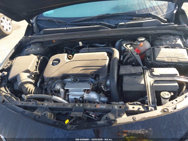 1G1ZD5ST3JF114162 Chevrolet MALIBU LT