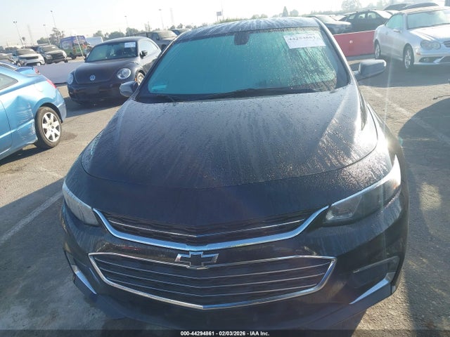 1G1ZD5ST3JF114162 Chevrolet MALIBU LT
