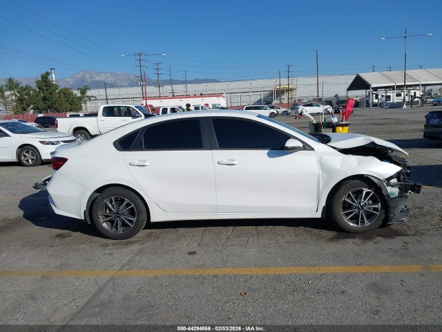 KIA Forte Lxs 2023 3KPF24AD8PE563277 Image 14
