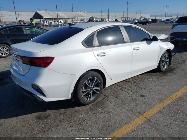 KIA Forte Lxs 2023 3KPF24AD8PE563277 Image 4