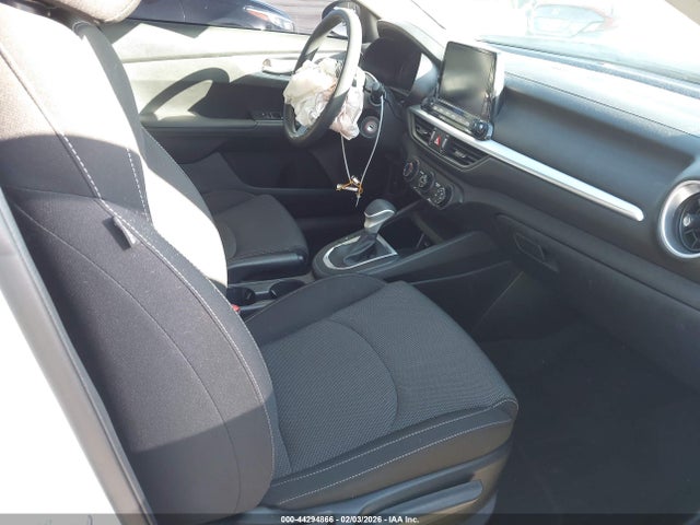KIA Forte Lxs 2023 3KPF24AD8PE563277 Image 5