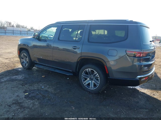 2022 JEEP WAGONEER 1C4SJVDT0NS141623 Photo 2