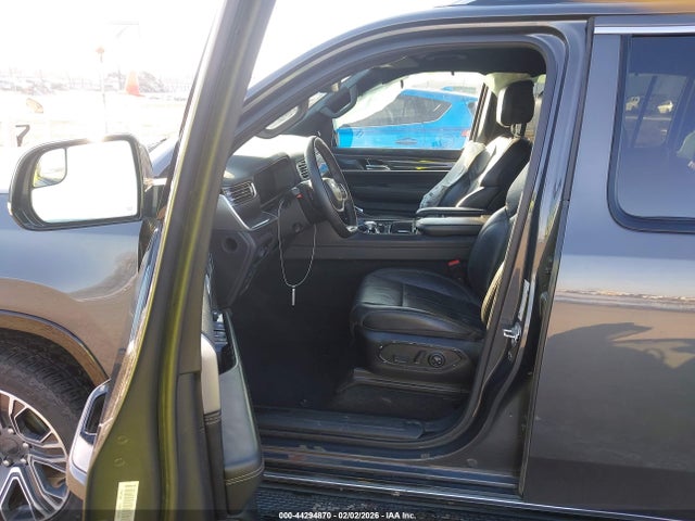 2022 JEEP WAGONEER 1C4SJVDT0NS141623 Photo 4