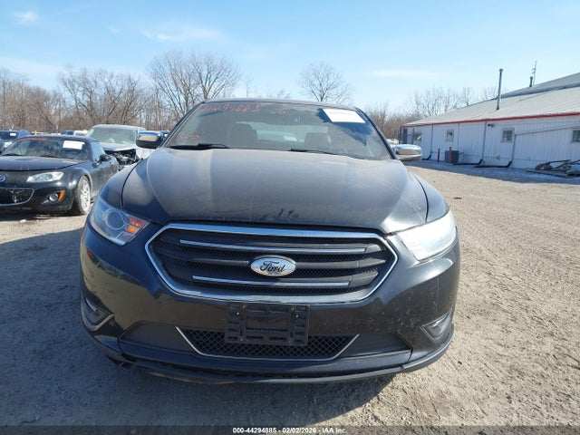 1FAHP2F8XFG171061 Ford Taurus Limited