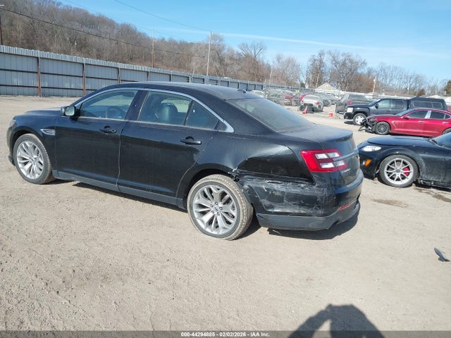 1FAHP2F8XFG171061 Ford Taurus Limited